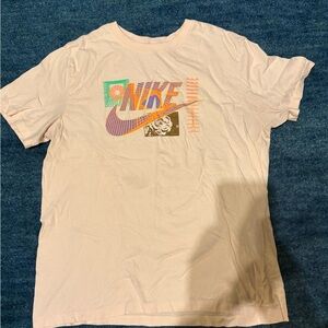 Light pink Nike shirt SIZE MENS LARGE